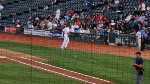 beltran to the dugout.jpg